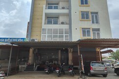 DEVRAJ HOTEL & RESTAURANT, Jaipur DEVRAJ HOTEL & RESTAURANT, Jaipur