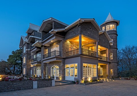 StayVista | The Mansion Villa