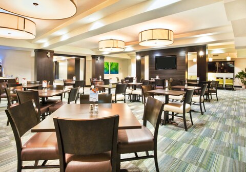 Holiday Inn Express SAULT STE MARIE