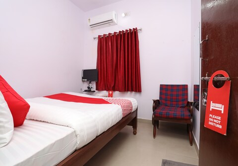 Collection O Aditya Inn