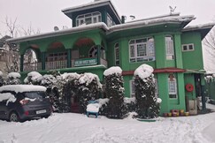Gulzar Guest House, Srinagar Gulzar Guest House, Srinagar