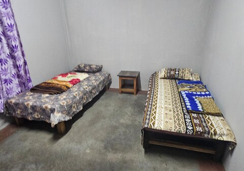 The GREENLEAF HOMESTAY