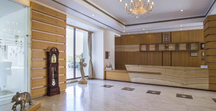 Inder Residency-Reception 1