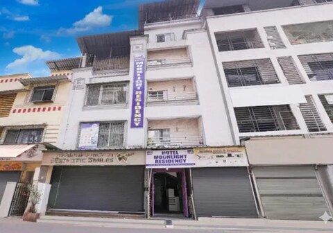 FabHotel Moonlight Residency