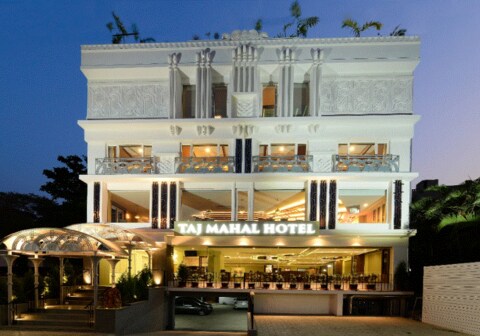 Taj Mahal Hotel