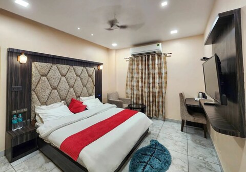 Riverdale Stays Haridwar - By Veda ( Near Shantikunj Ashram )