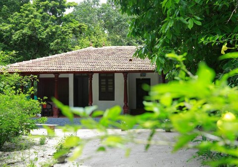 Marari Azhiyakathu Homestay