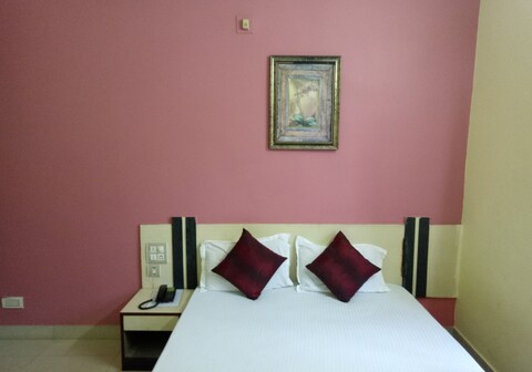 Trimurti Height 500 mtrs from Puri Railway Station