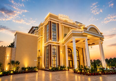 Hotel Krinoscco, Ayodhya