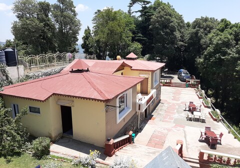 The British Retreat Homestay | Rooms & Guided Treks