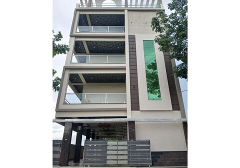 SNEHALATHA HOME STAY 1 BHK