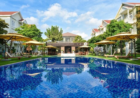 Hidden Mansions Saigon Resort