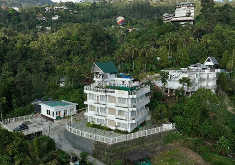 Munnar Peak Paradise Resort