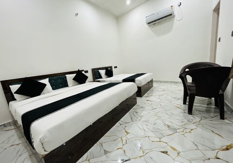 Shri Ji Mansion