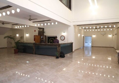 Collection O RIVERIA RESORT