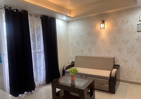 Hill View Apartment 1
