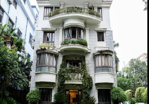 Luxurious room in city centre villa