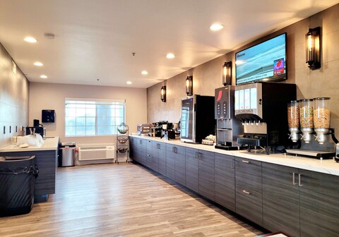 Best Western Kettleman City Inn & Suites