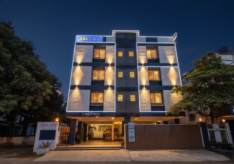 Via Galaxy Apartments