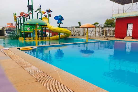 DELUXE KRISHNA SEA VIEW