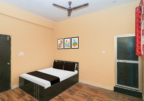 Super Hotel O Rajveer Hotel