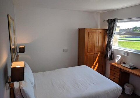 OYO Mayfair Hotel - Isle Of Wight