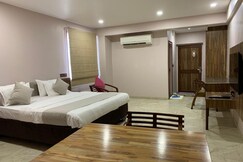 Hotel Radhe, Anand Hotel Radhe, Anand