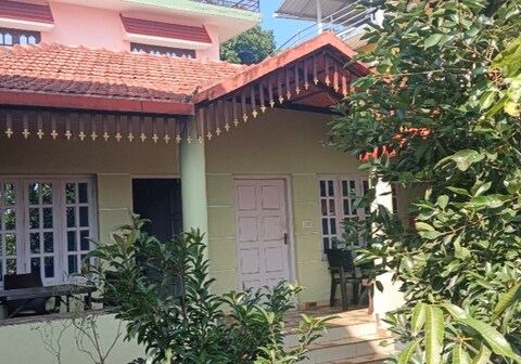 Mayur Homestay, Sunticoppa