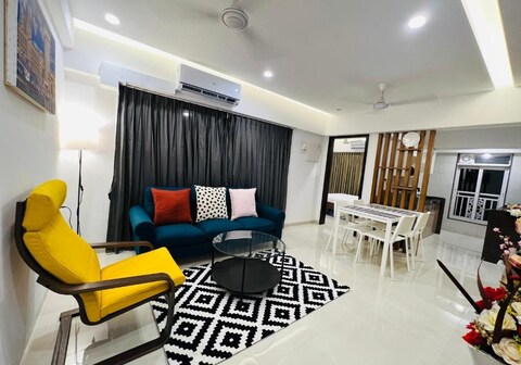 2BHK Service Apartment In Chembur by Flora Stay