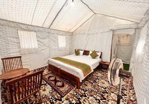 Luxury Swiss Camp By Monkey Tail