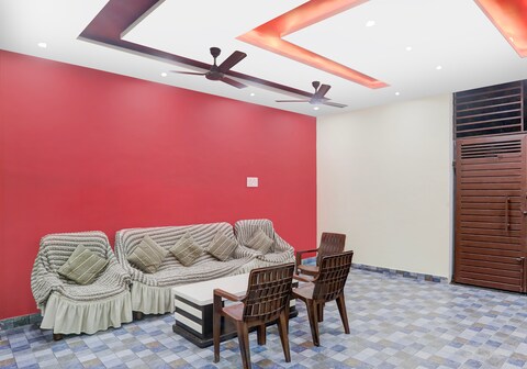 SPOT ON Rajshree Homestay Varanasi