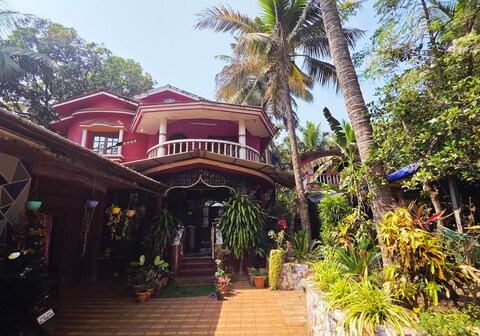 Vailankani Guest House