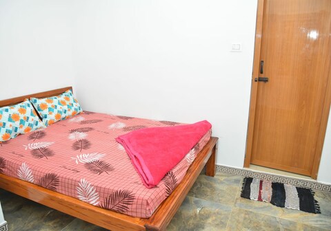 SRI MURUGAN HOMESTAY