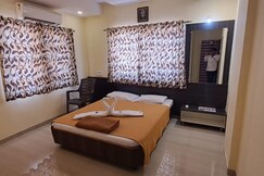 Hotel Sai Neelam, Shirdi Hotel Sai Neelam, Shirdi