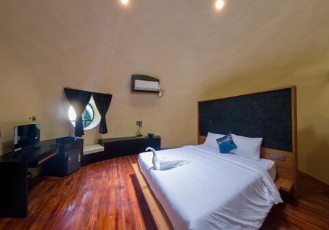 Silver Iris resort