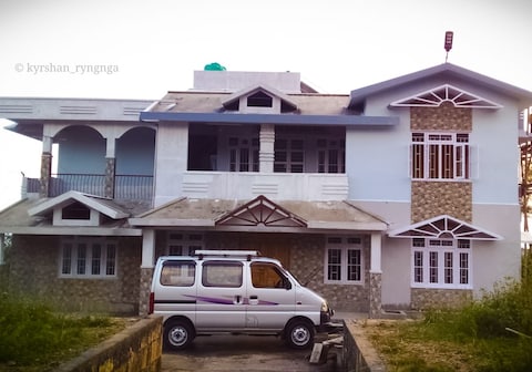 RI KHASI GUEST HOUSE