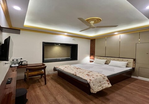 Sarai Inn Park Circus