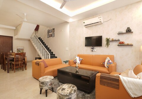 Ruhani villa by The StayCationer