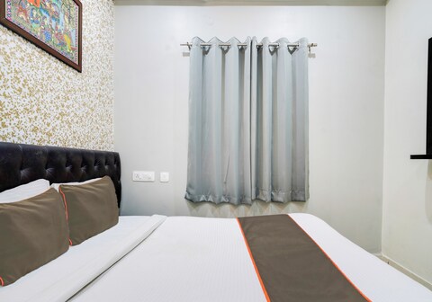 Hotel O Blue Iris A Grandure.