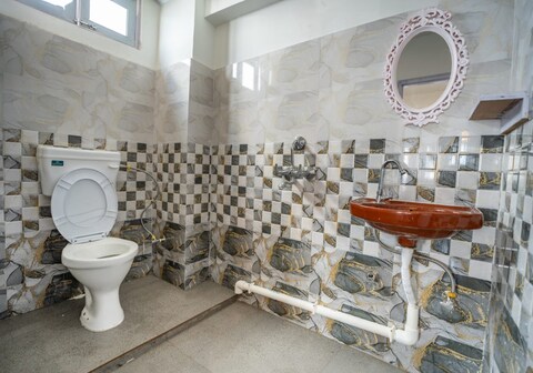 Monratino The Snow Roost-Gandhi Road 10 Mins from Mall road