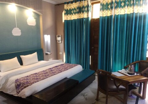 SRM House, Gamma - 2