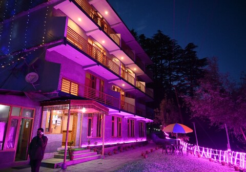 We have 20 Luxuries Studio Rooms