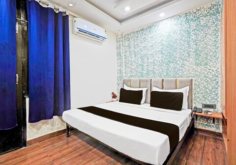 Super Hotel O Twamev Residency