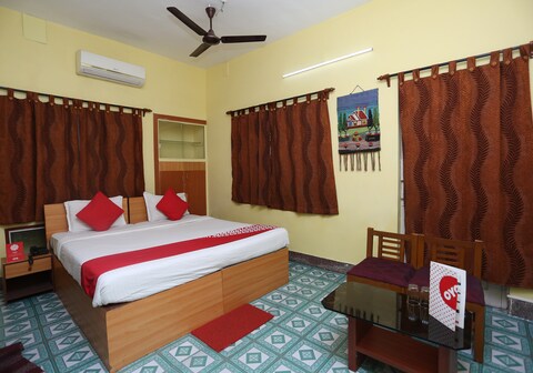 Hotel O Deb's Guest house