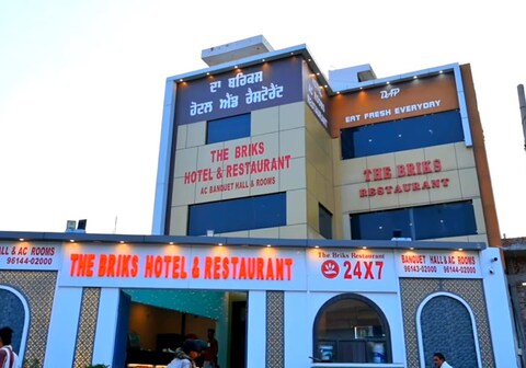 The Briks Hotel & Restaurant