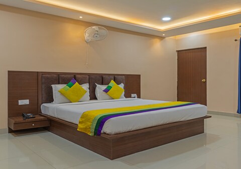 Itsy Hotels Kashi Grand, BHU