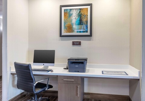 Best Western Plus Mansfield Inn & Suites