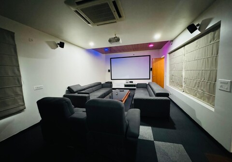 Penthouse with Theatre Bar Counter Bedroom