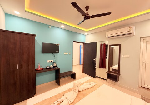 Chandra Residency Banaras