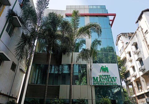Hotel Madhav